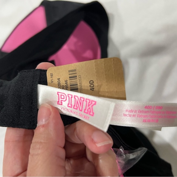 PINK VS Victoria Secret bra black t-shirt wear everywhere lightly lined 40D - Picture 3 of 6